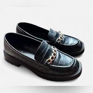 🖤Kenneth Cole Black Leather Croc Chunky Women’s Loafers | Gold Chain Detail